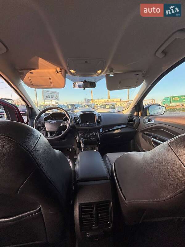 Позашляховик / Кросовер Ford Escape 2017 в Львові