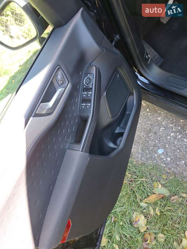 Внедорожник / Кроссовер Ford Escape 2020 в Тернополе