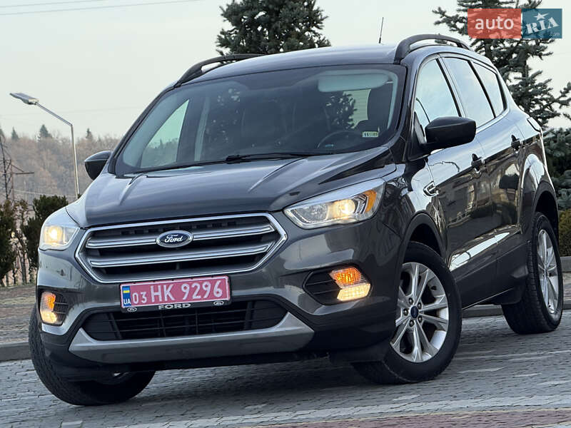 Позашляховик / Кросовер Ford Escape 2017 в Дрогобичі