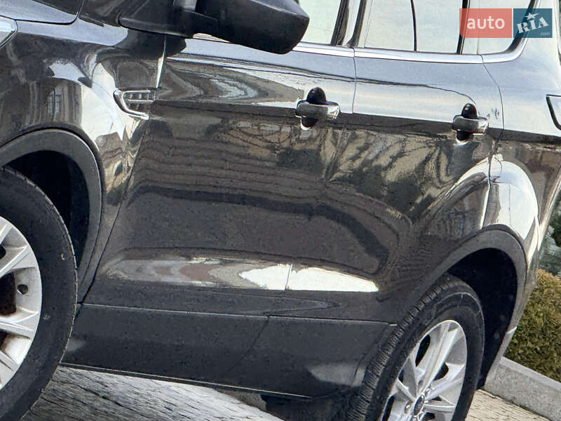 Позашляховик / Кросовер Ford Escape 2017 в Дрогобичі