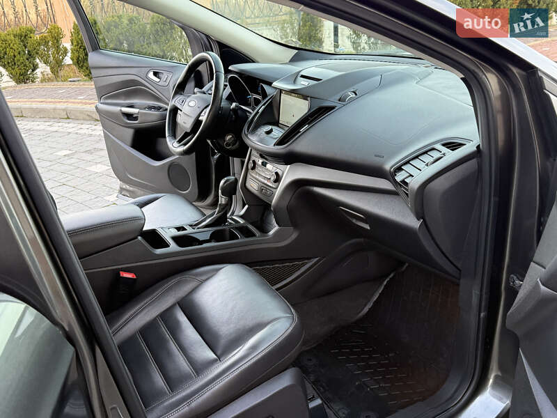 Позашляховик / Кросовер Ford Escape 2017 в Дрогобичі