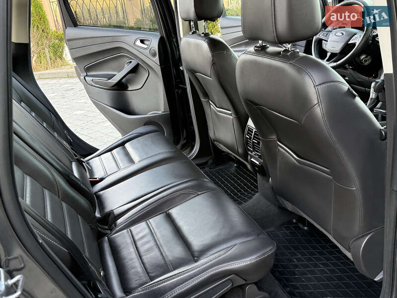 Позашляховик / Кросовер Ford Escape 2017 в Дрогобичі