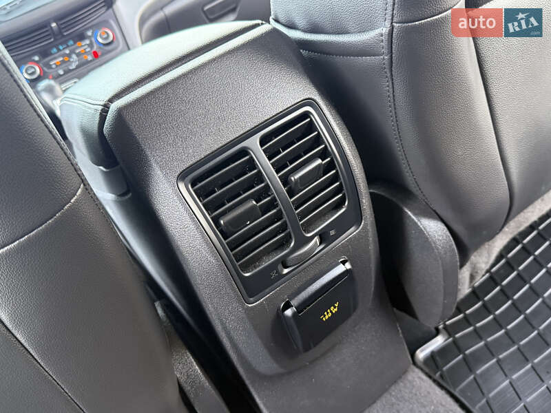 Позашляховик / Кросовер Ford Escape 2017 в Дрогобичі