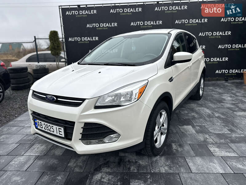Внедорожник / Кроссовер Ford Escape 2015 в Виннице