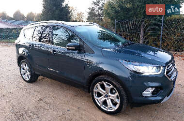 Позашляховик / Кросовер Ford Escape 2019 в Львові