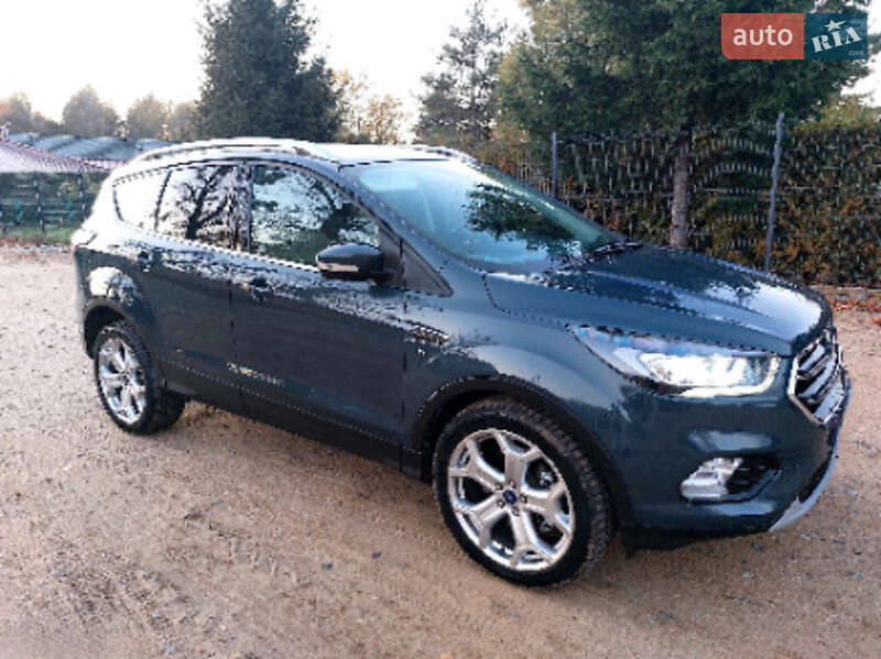 Внедорожник / Кроссовер Ford Escape 2019 в Львове