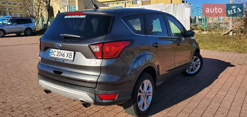 Внедорожник / Кроссовер Ford Escape 2019 в Трускавце