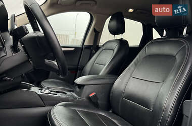 Внедорожник / Кроссовер Ford Escape 2020 в Львове