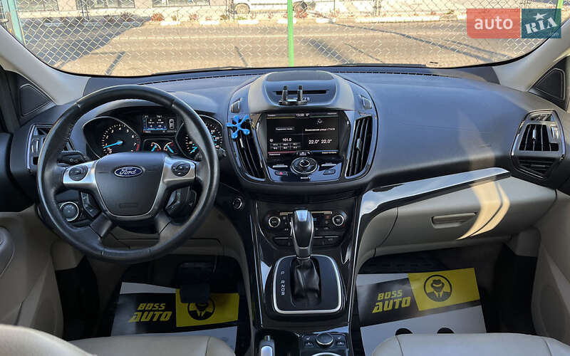 Внедорожник / Кроссовер Ford Escape 2013 в Стрые