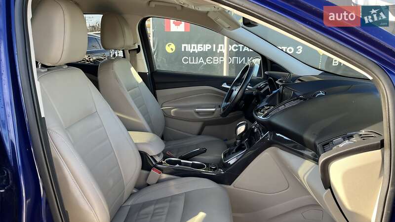 Внедорожник / Кроссовер Ford Escape 2013 в Стрые