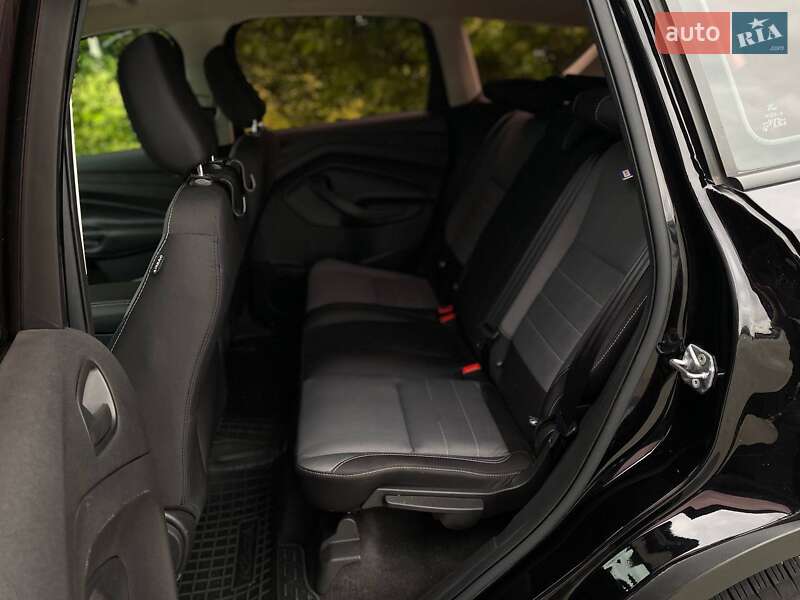 Внедорожник / Кроссовер Ford Escape 2019 в Киеве фото 15 Внедорожник / Кроссовер Ford Escape 2019 в Киеве