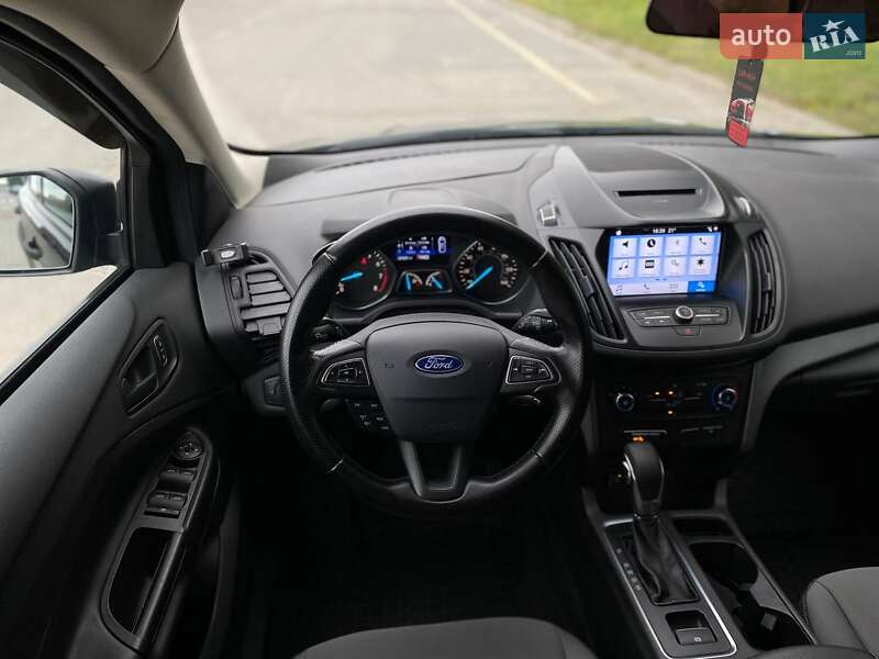 Внедорожник / Кроссовер Ford Escape 2019 в Киеве фото 19 Внедорожник / Кроссовер Ford Escape 2019 в Киеве