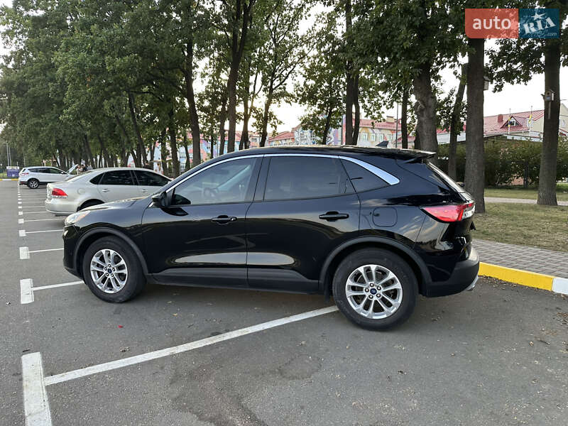 Позашляховик / Кросовер Ford Escape 2021 в Києві