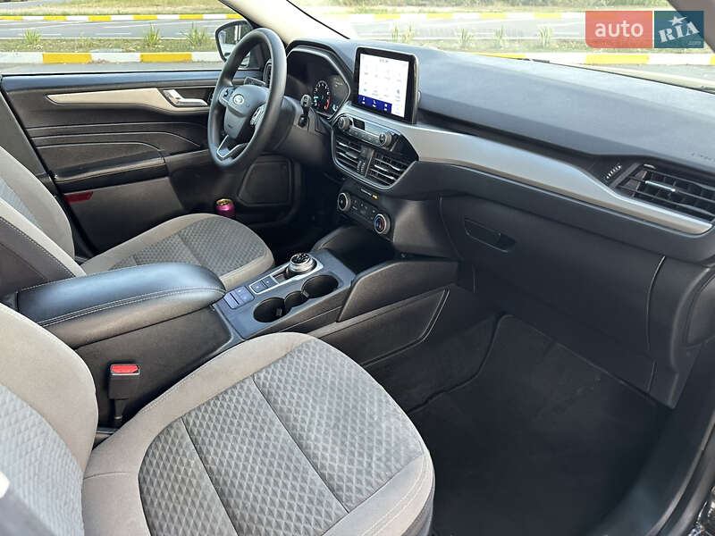 Позашляховик / Кросовер Ford Escape 2021 в Києві