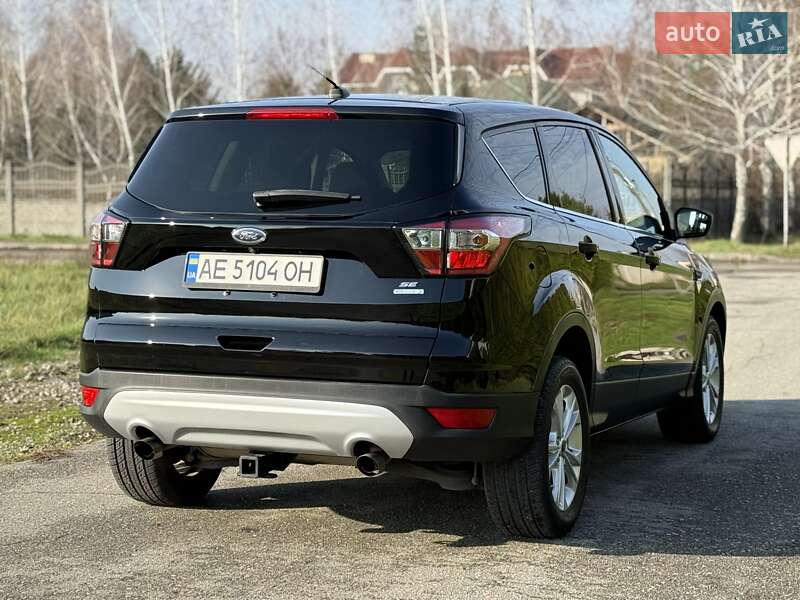 Внедорожник / Кроссовер Ford Escape 2017 в Днепре
