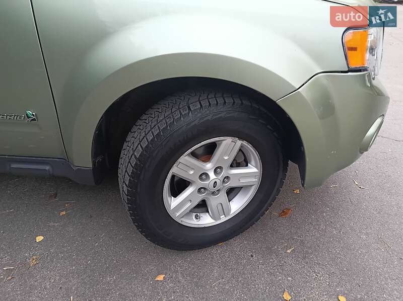 Позашляховик / Кросовер Ford Escape 2008 в Києві