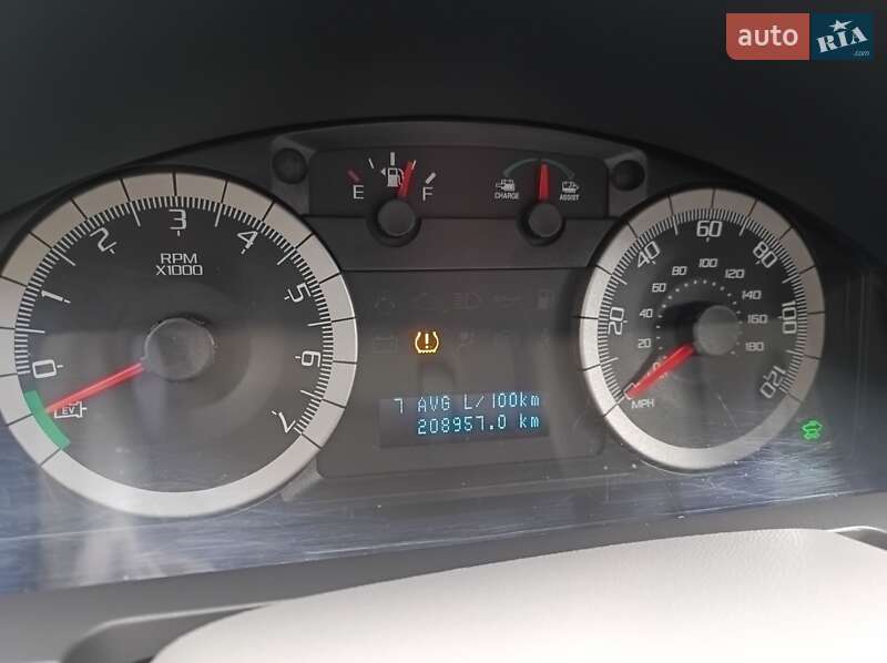 Позашляховик / Кросовер Ford Escape 2008 в Києві