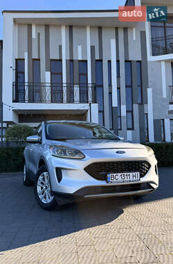 Внедорожник / Кроссовер Ford Escape 2020 в Стрые
