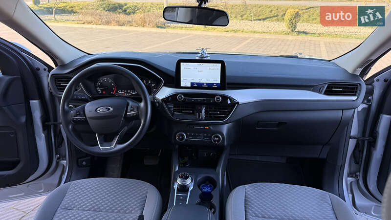 Позашляховик / Кросовер Ford Escape 2020 в Стрию