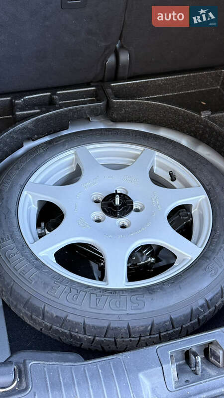 Позашляховик / Кросовер Ford Escape 2020 в Стрию