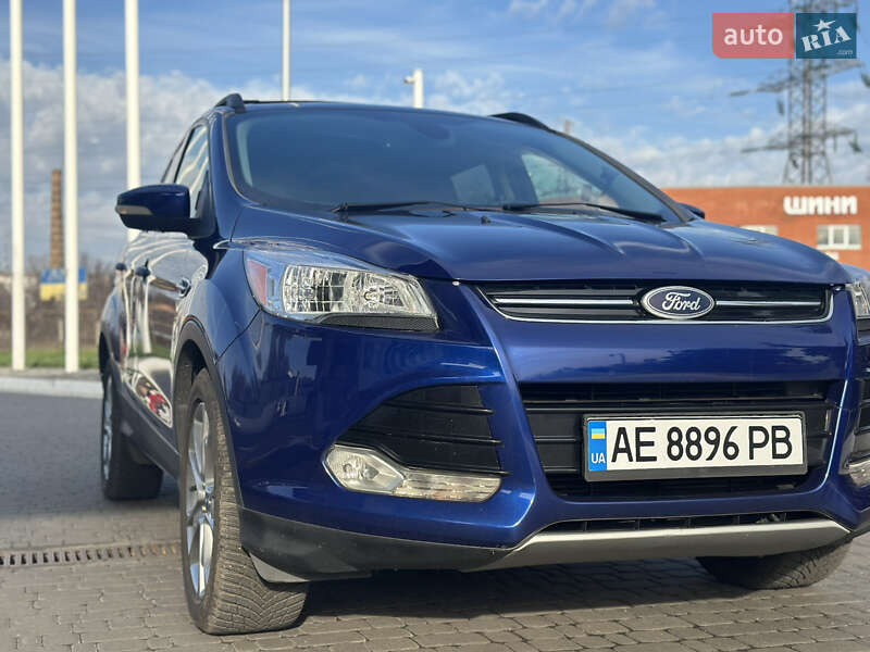 Внедорожник / Кроссовер Ford Escape 2012 в Днепре