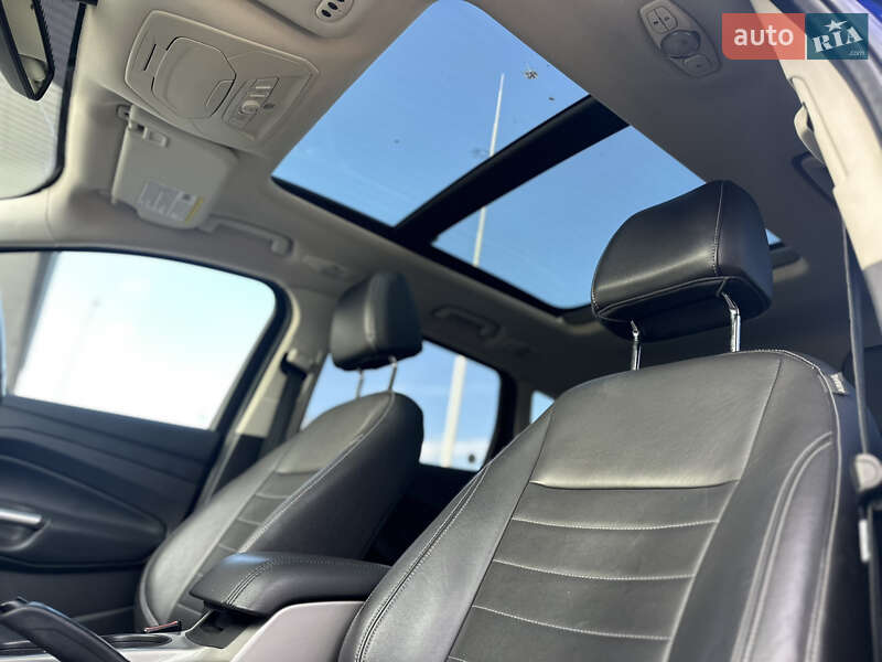 Внедорожник / Кроссовер Ford Escape 2012 в Днепре