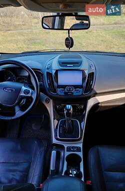 Внедорожник / Кроссовер Ford Escape 2012 в Царичанке