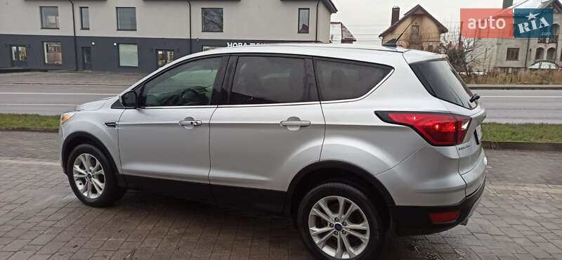Внедорожник / Кроссовер Ford Escape 2019 в Ивано-Франковске фото 26 Внедорожник / Кроссовер Ford Escape 2019 в Ивано-Франковске