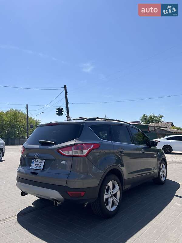 Внедорожник / Кроссовер Ford Escape 2012 в Каменском