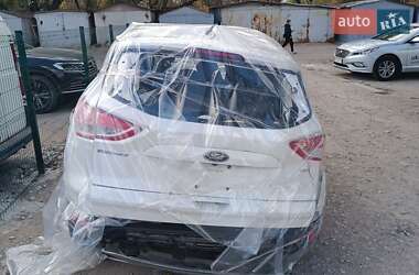 Внедорожник / Кроссовер Ford Escape 2015 в Днепре