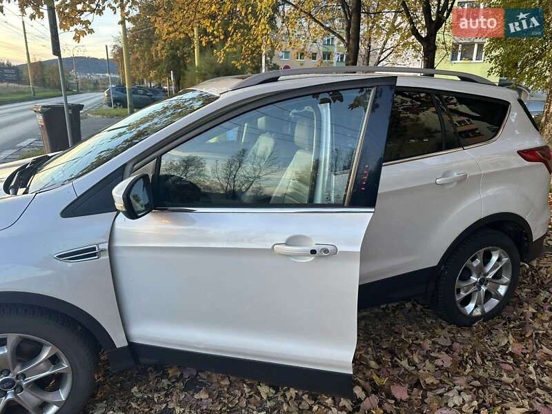 Внедорожник / Кроссовер Ford Escape 2014 в Ужгороде
