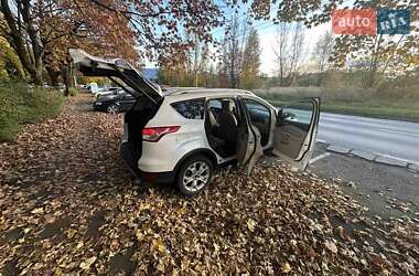 Внедорожник / Кроссовер Ford Escape 2014 в Ужгороде