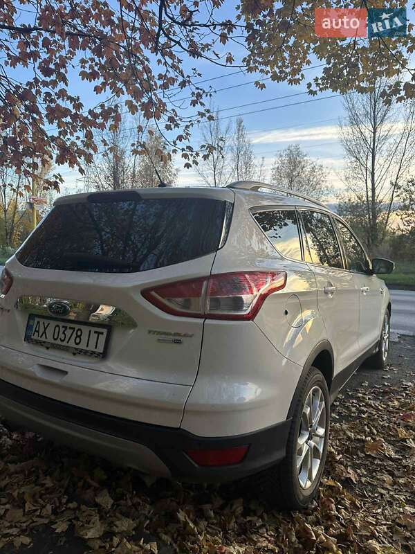 Внедорожник / Кроссовер Ford Escape 2014 в Ужгороде