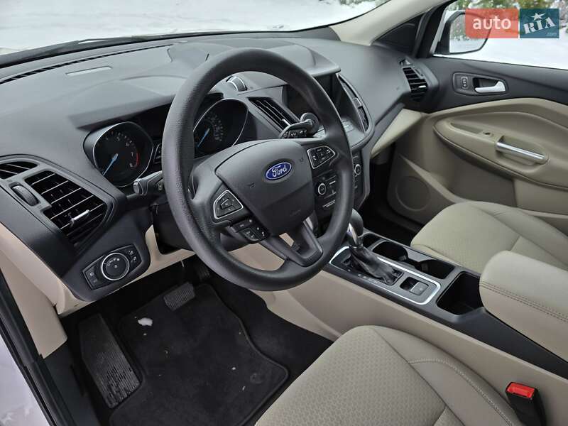 Позашляховик / Кросовер Ford Escape 2019 в Львові