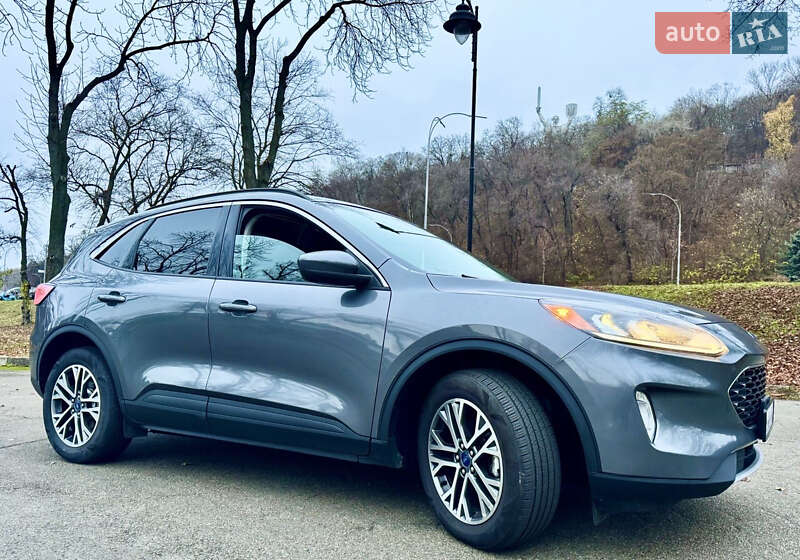 Позашляховик / Кросовер Ford Escape 2021 в Києві