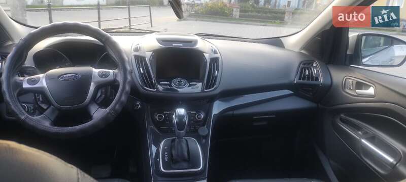 Внедорожник / Кроссовер Ford Escape 2013 в Монастыриске