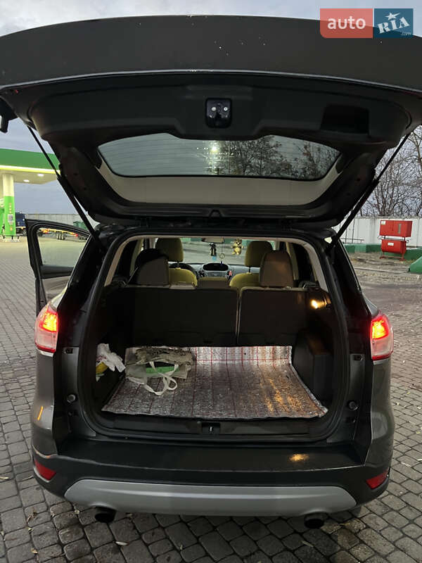 Внедорожник / Кроссовер Ford Escape 2013 в Мостиске