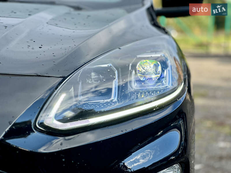 Внедорожник / Кроссовер Ford Escape 2020 в Львове