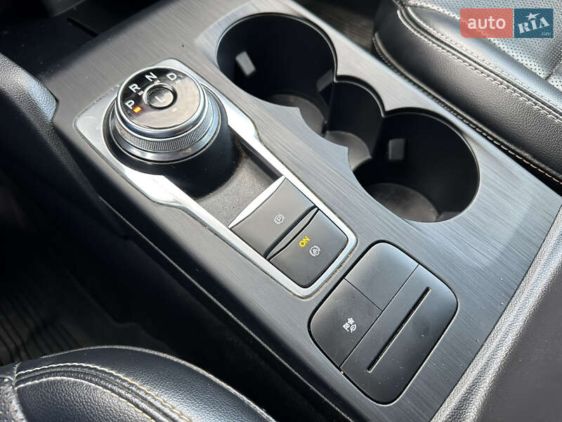 Внедорожник / Кроссовер Ford Escape 2020 в Львове