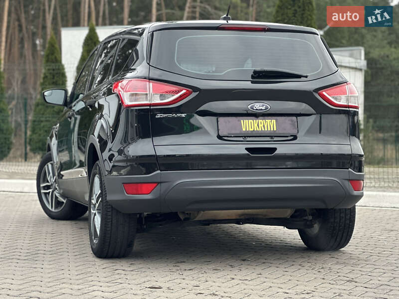 Позашляховик / Кросовер Ford Escape 2015 в Києві