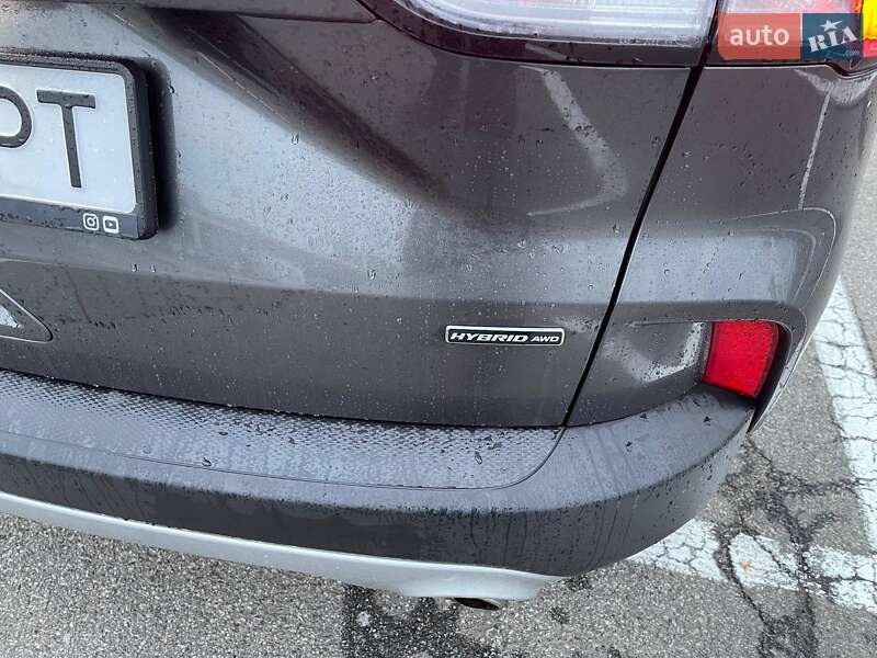 Внедорожник / Кроссовер Ford Escape 2020 в Киеве