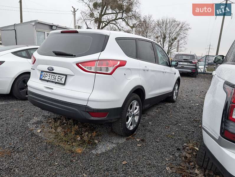 Внедорожник / Кроссовер Ford Escape 2014 в Ровно
