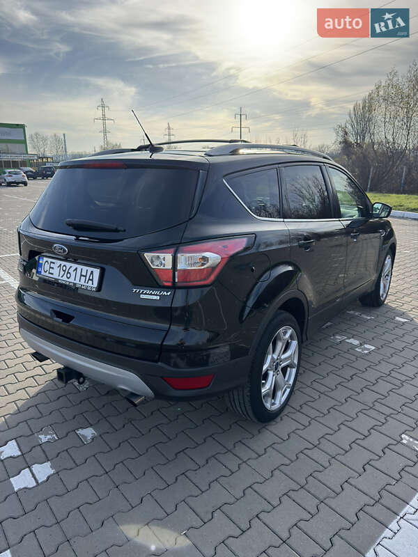 Позашляховик / Кросовер Ford Escape 2017 в Чернівцях