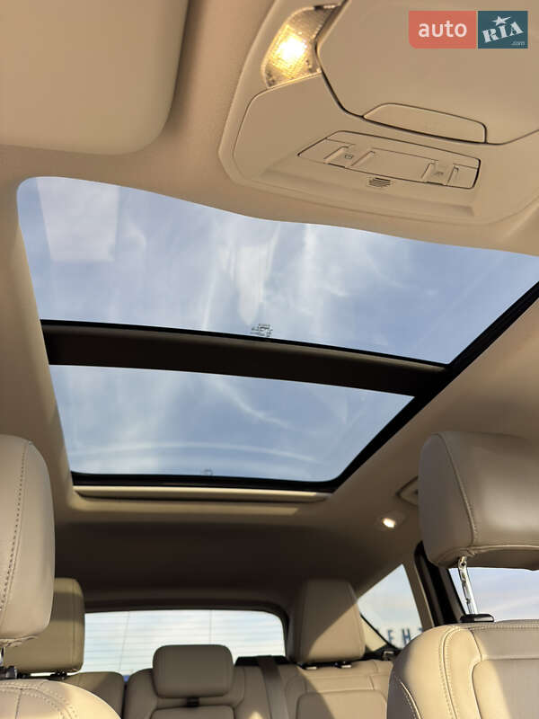 Позашляховик / Кросовер Ford Escape 2017 в Чернівцях