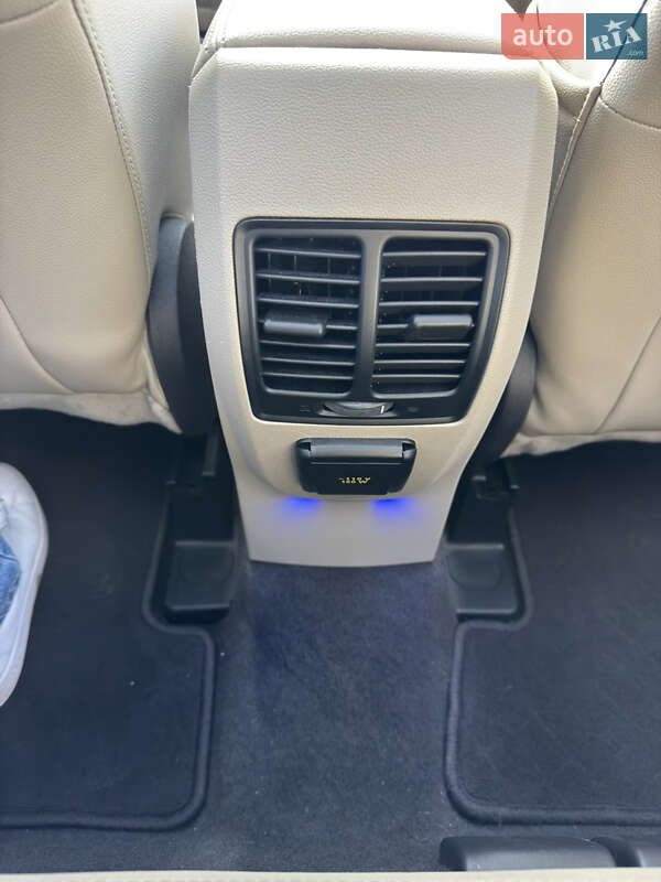 Позашляховик / Кросовер Ford Escape 2017 в Чернівцях