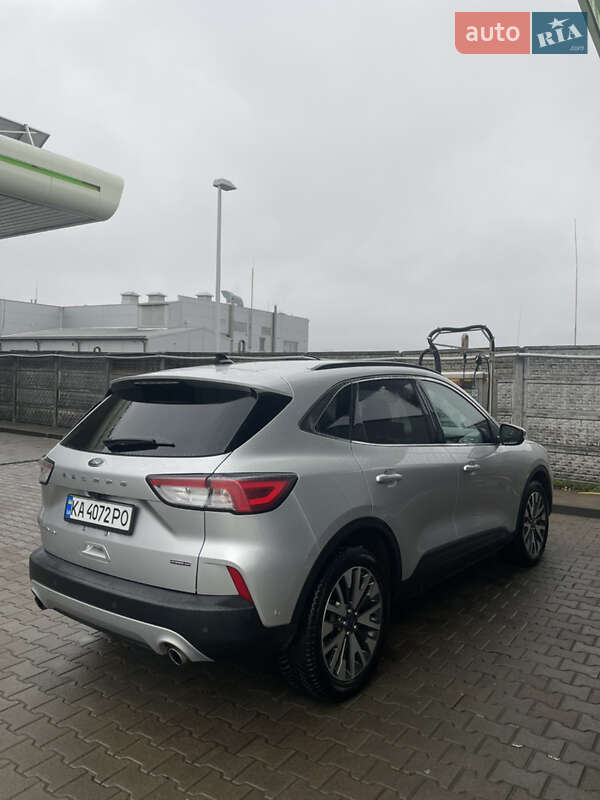 Внедорожник / Кроссовер Ford Escape 2020 в Киеве