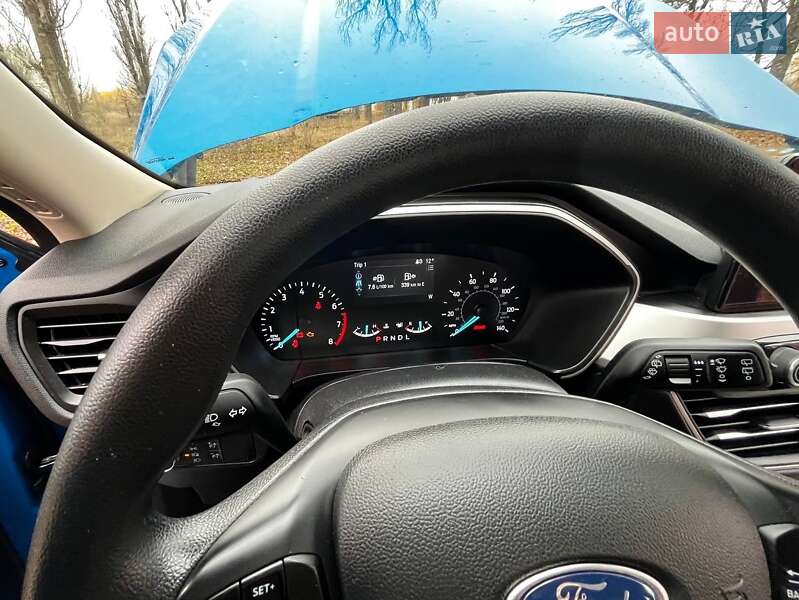 Позашляховик / Кросовер Ford Escape 2020 в Саврані