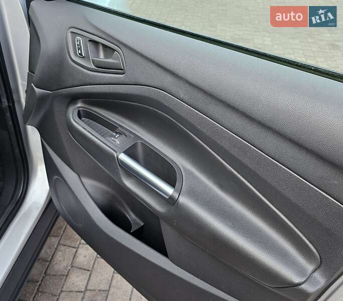 Внедорожник / Кроссовер Ford Escape 2014 в Киеве