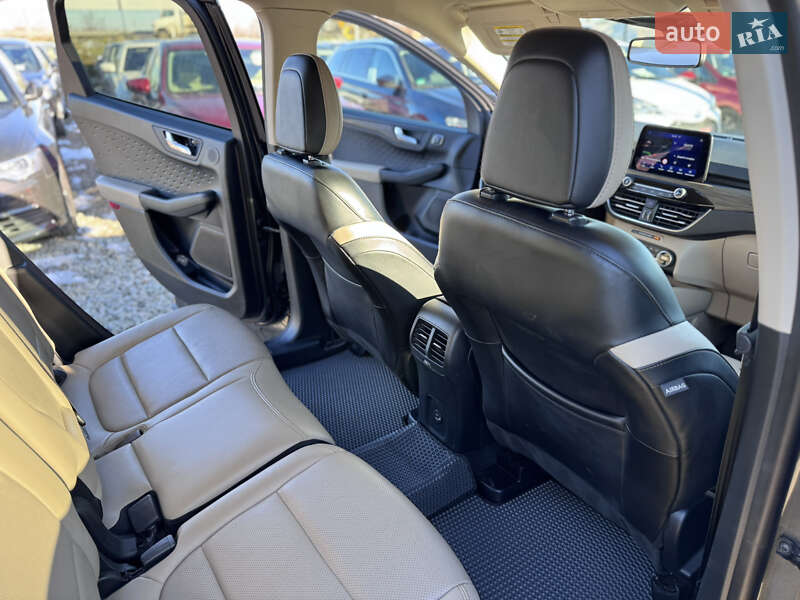 Позашляховик / Кросовер Ford Escape 2020 в Івано-Франківську