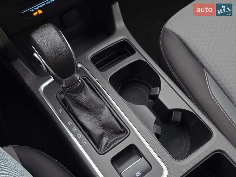 Внедорожник / Кроссовер Ford Escape 2017 в Тернополе